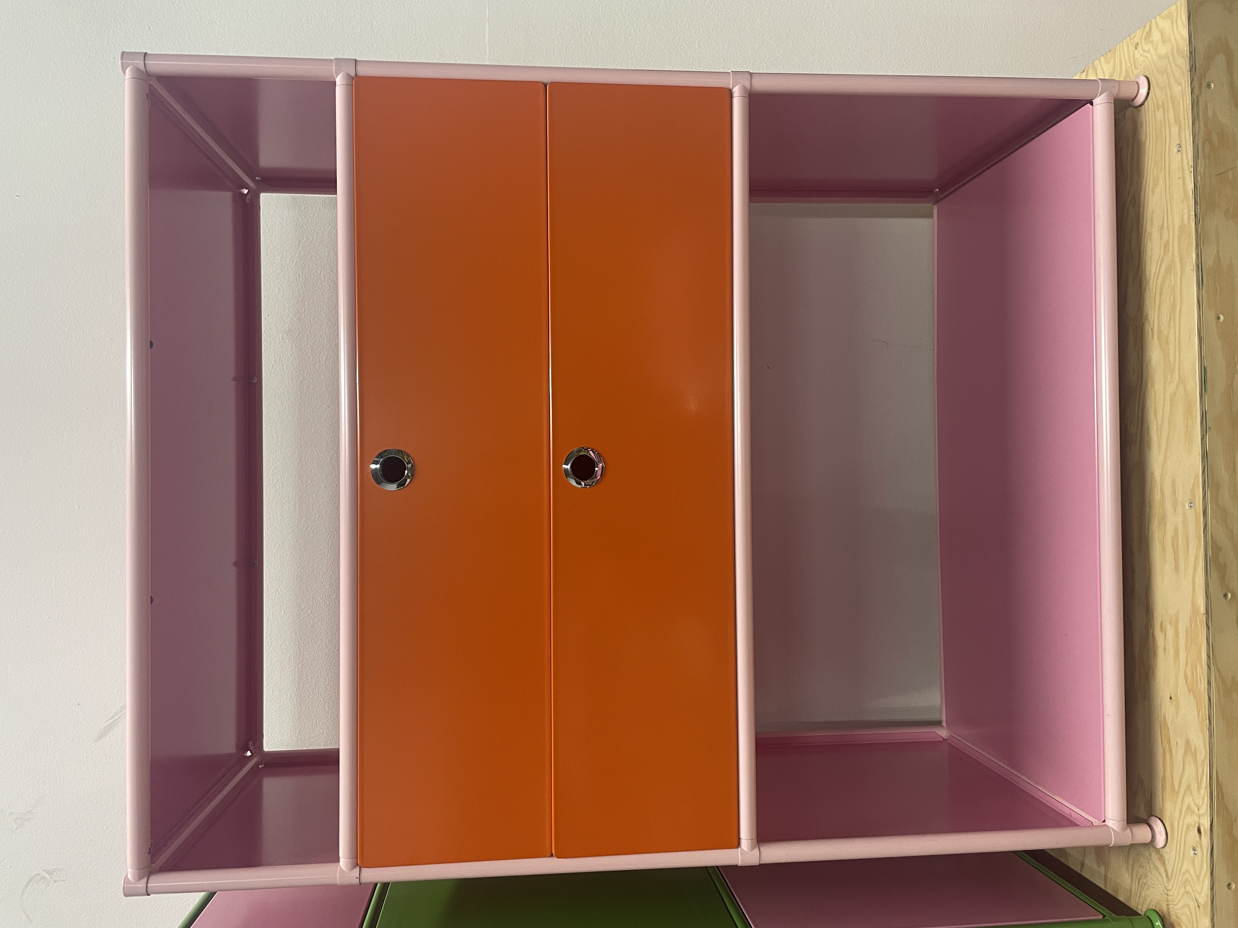 Shelf Pink / Orange