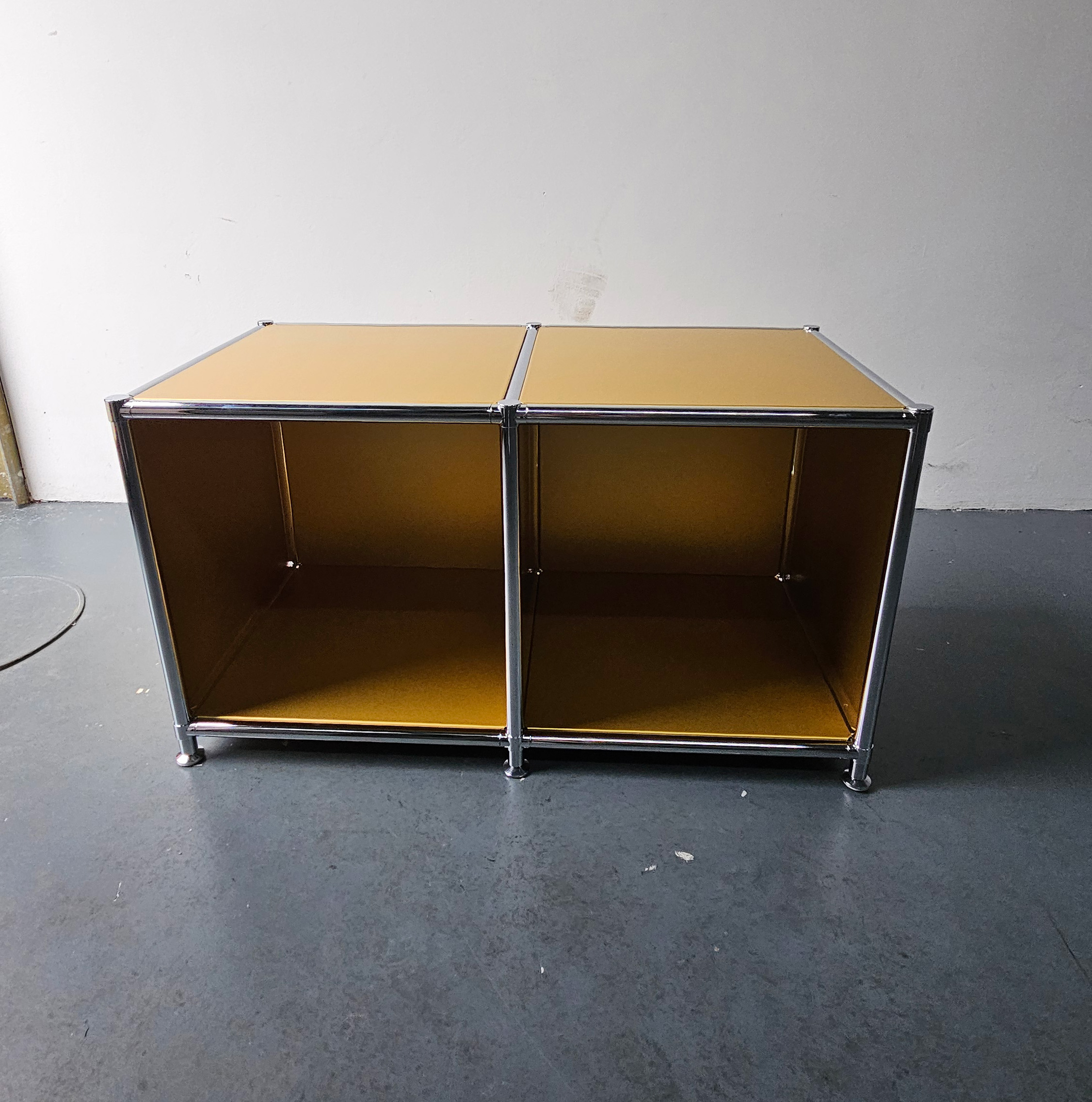 Storage Unit Gold